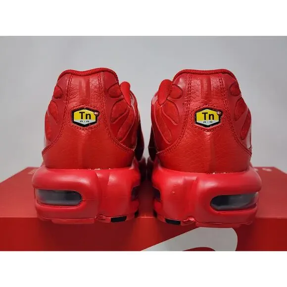 Nike Air Max Plus CHILE RED DD9609-600 Size 11.5 WORN - Picture 4 of 8